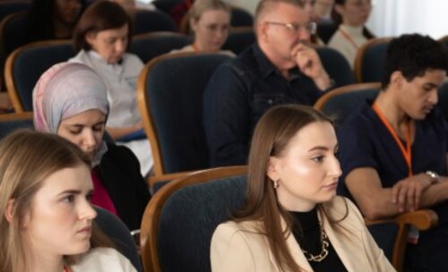 Научно-практическая конференция, посвященная СХТБ, «Тазовый перекресток мнений и решений», Белгород