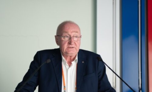 Научно-практическая конференция, посвященная СХТБ, «Тазовый перекресток мнений и решений», Белгород