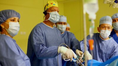 Laparoscopic pelvic cystectomy LIVE _ Лапароскопическое удаление кисты малого таза